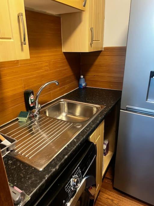 One Bedroom Apartment In Gorgie With New Central Heating System Εδιμβούργο Εξωτερικό φωτογραφία
